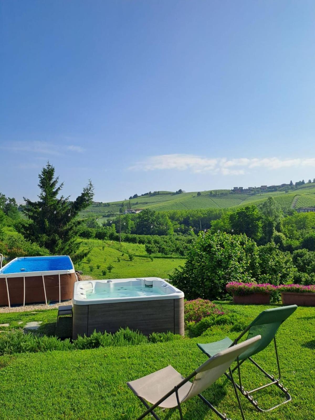 Cascina Bellonuovo Alba  Luaran gambar